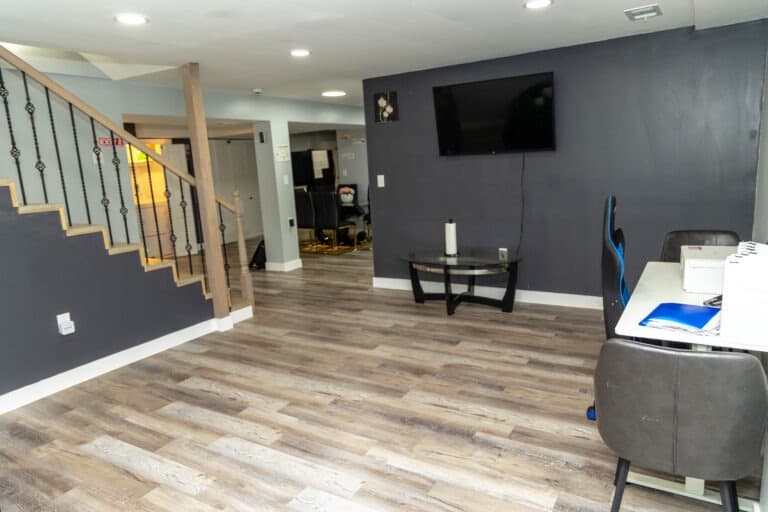 Entertainment & Media Lounge