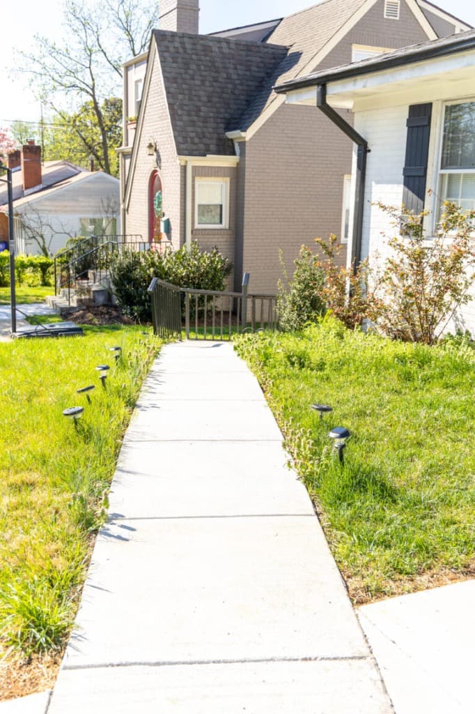 Sunshine Assisted Living in Silver Spring MD - Front Entrance Path & Green Lawn